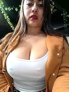 Freechat Oryk___ on StripChat