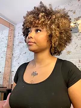 Freechat pamela_west on StripChat