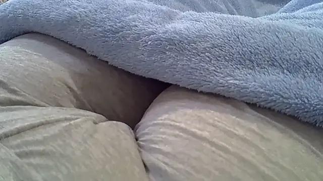 Freechat perescam on StripChat