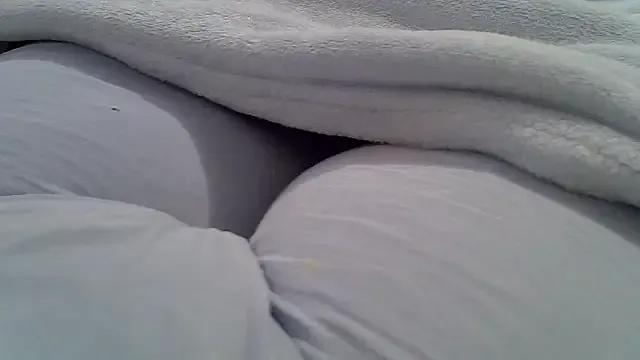 Freechat perescam on StripChat