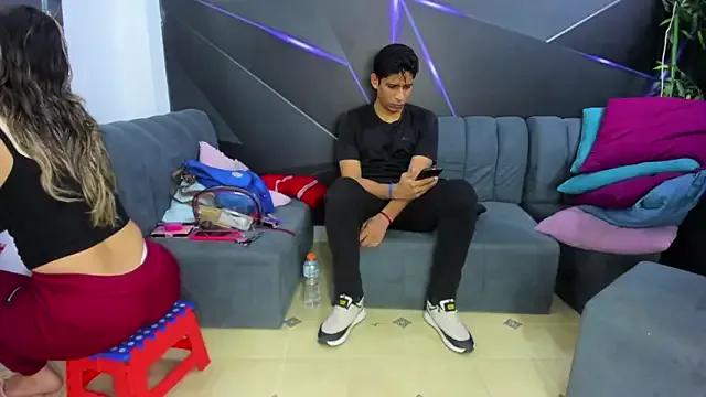 Freechat playsgirlhot on StripChat