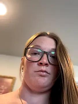 Freechat PussiesnCream_ on StripChat