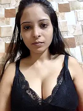 Freechat QUEEN-ADITI on StripChat