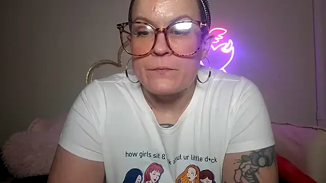 quinnmariexo on StripChat