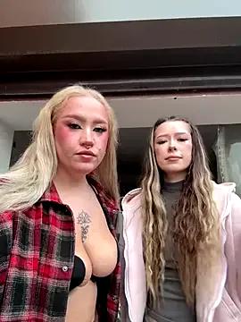 StripChat RollDolls is Freechat RollDolls — SHOW BOOBS ALL GIRLS