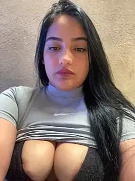 Freechat Sahanaprincessll on StripChat