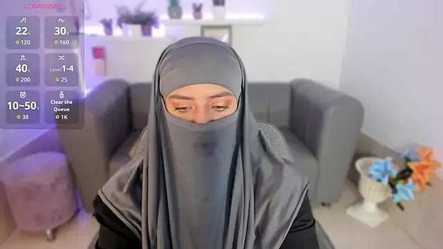 salma_arabicc — spank ass red x 10