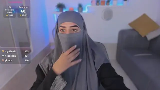 salma_arabicc on StripChat