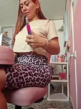Freechat sandy_y on StripChat
