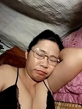 Freechat Sexy-asslove90 on StripChat