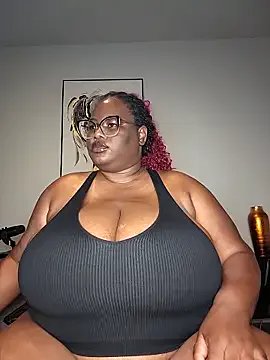 Freechat SexyHugeblackTitties on StripChat