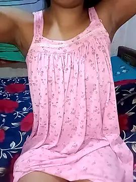 Freechat Shakira10ngo on StripChat