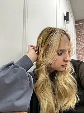 Freechat Sky_Cutie on StripChat