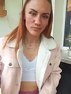 Freechat SlimBellaa on StripChat