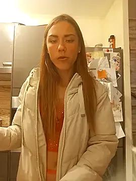 Freechat SlimBellaa on StripChat