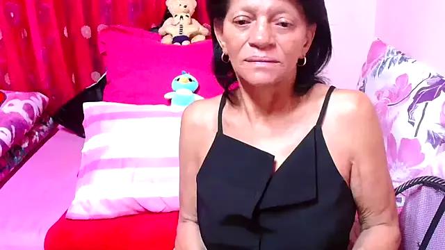 Private SLUTTYROXY on StripChat