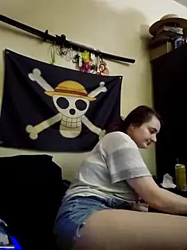 Freechat Snowbunnycake_131 on StripChat