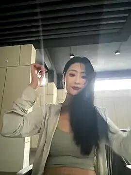 Freechat so-linger on StripChat