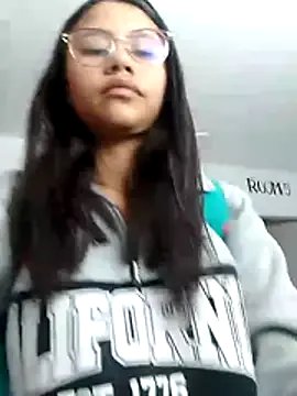 Private SofieLove_01 on StripChat