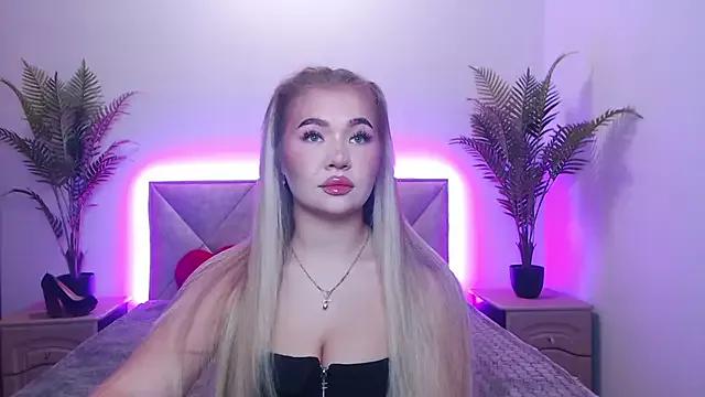 Private StacyYellig on StripChat