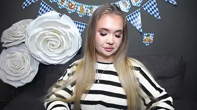 Private StacyYellig on StripChat