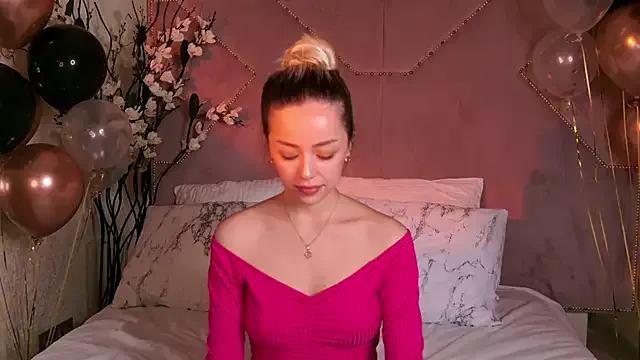 Freechat STELLA_RICH on StripChat