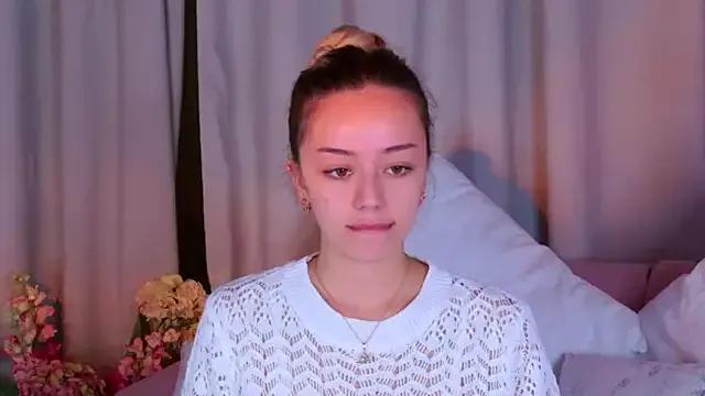 Freechat STELLA_RICH on StripChat