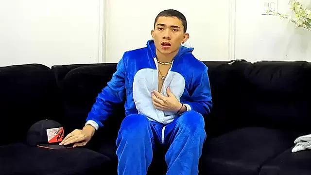 Freechat StrawwBoys on StripChat