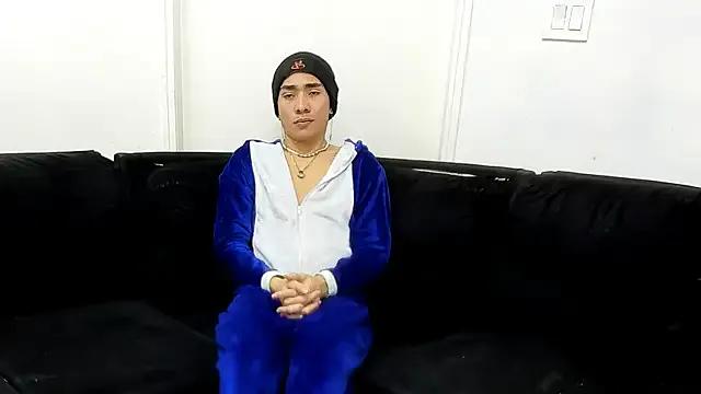 Freechat StrawwBoys on StripChat