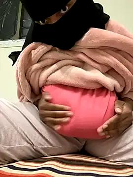 Group Submissive_Arab on StripChat