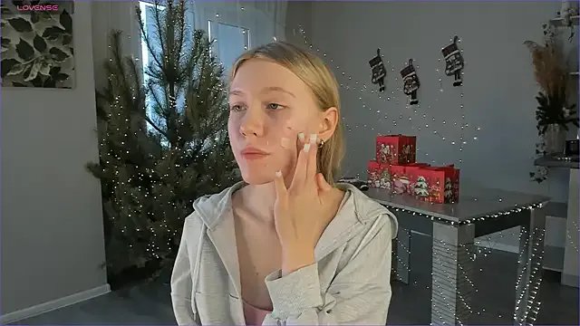 Freechat Succubelle on StripChat