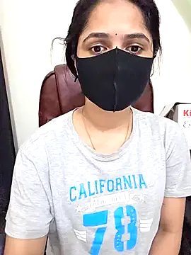 Freechat Suvosri on StripChat