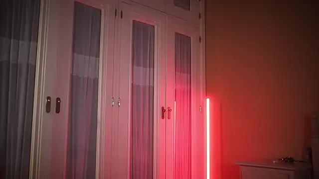 Freechat suzysuza on StripChat