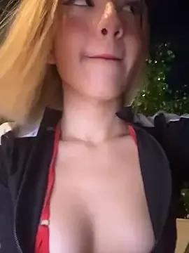 Group SweetBunnyGF on StripChat