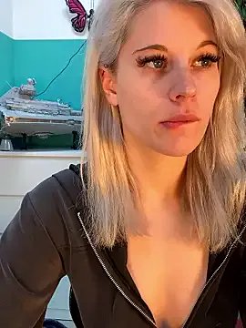 StripChat TheRealJessyLey is Freechat TheRealJessyLey — Pussy flash 5min