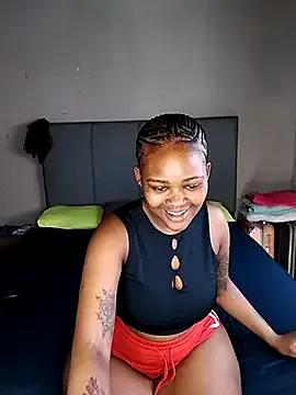 Freechat ThickPearlx23 on StripChat