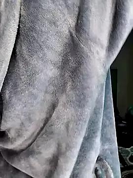 Freechat ThickPearlx23 on StripChat