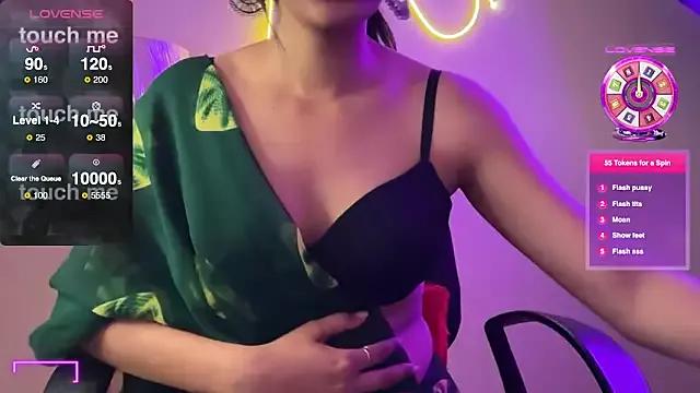 Freechat thywyldst69 on StripChat