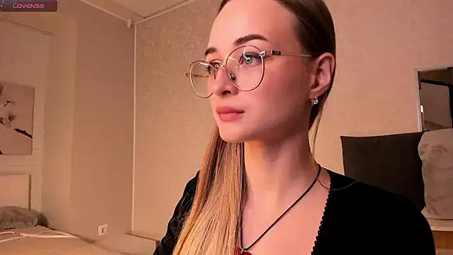 StripChat Tiffanyhunt is Freechat Tiffanyhunt — Teasing with bottom