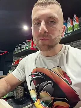 Freechat trainwithme on StripChat