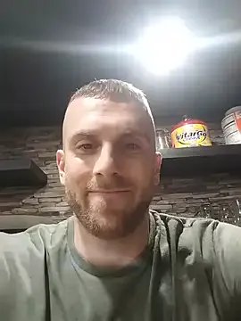 Freechat trainwithme on StripChat