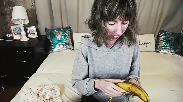 Unusual_G on StripChat