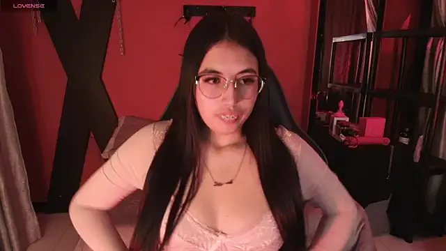 Freechat Valk_submissive on StripChat