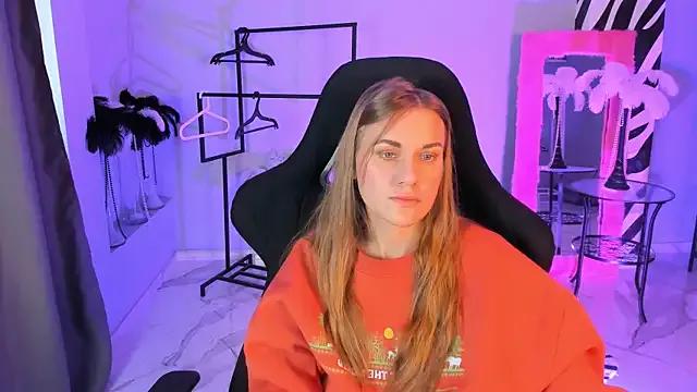 VanessaMates — air kiss