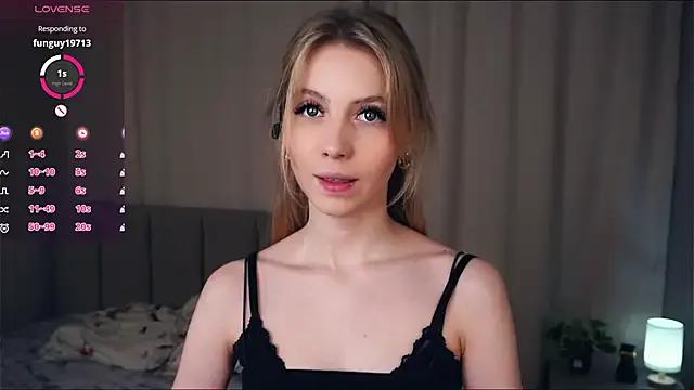 StripChat VeronaBench is Freechat VeronaBench — destroy my pussy
