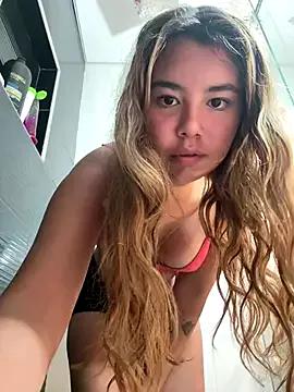 Freechat Violettt_hot on StripChat