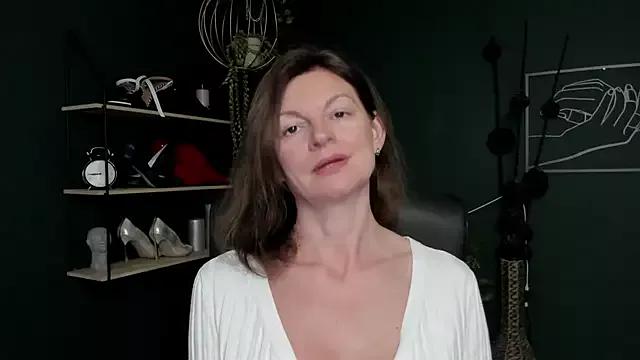 Avatar of VivianWILD