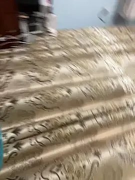 Freechat water-h on StripChat