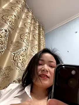 Freechat water-h on StripChat