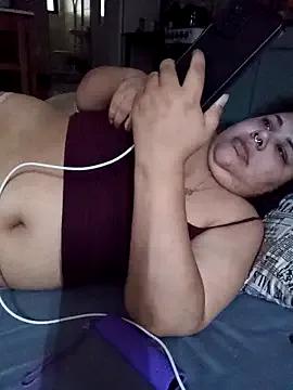 Freechat xlatinastar on StripChat